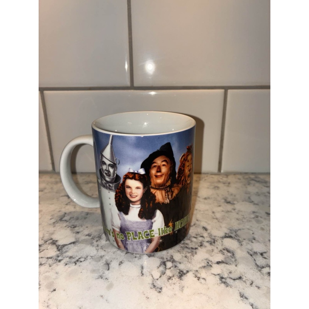Wizard‎ of Oz Themed Color Morphing Heat Changing Coffee Mug Ruby Slippers 11oz - Picture 2 of 4